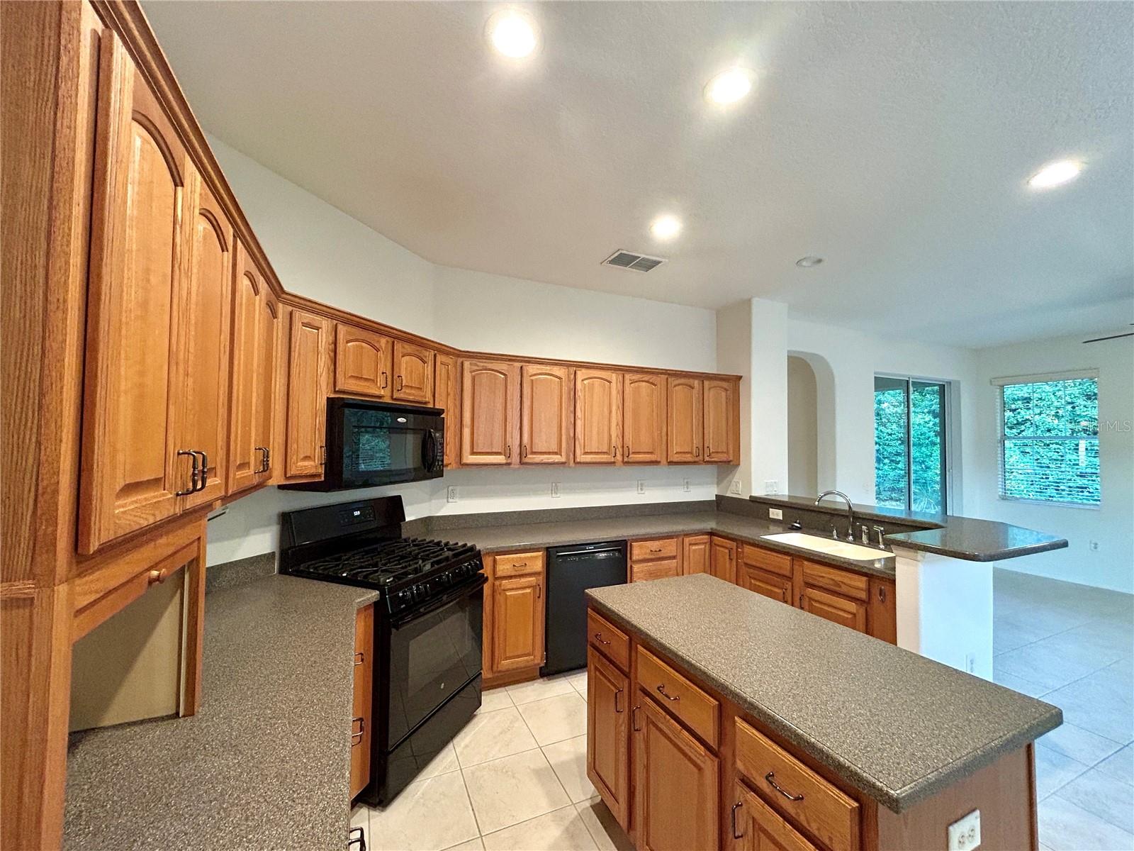 Image 5 of 18 For 8368 79th Circle