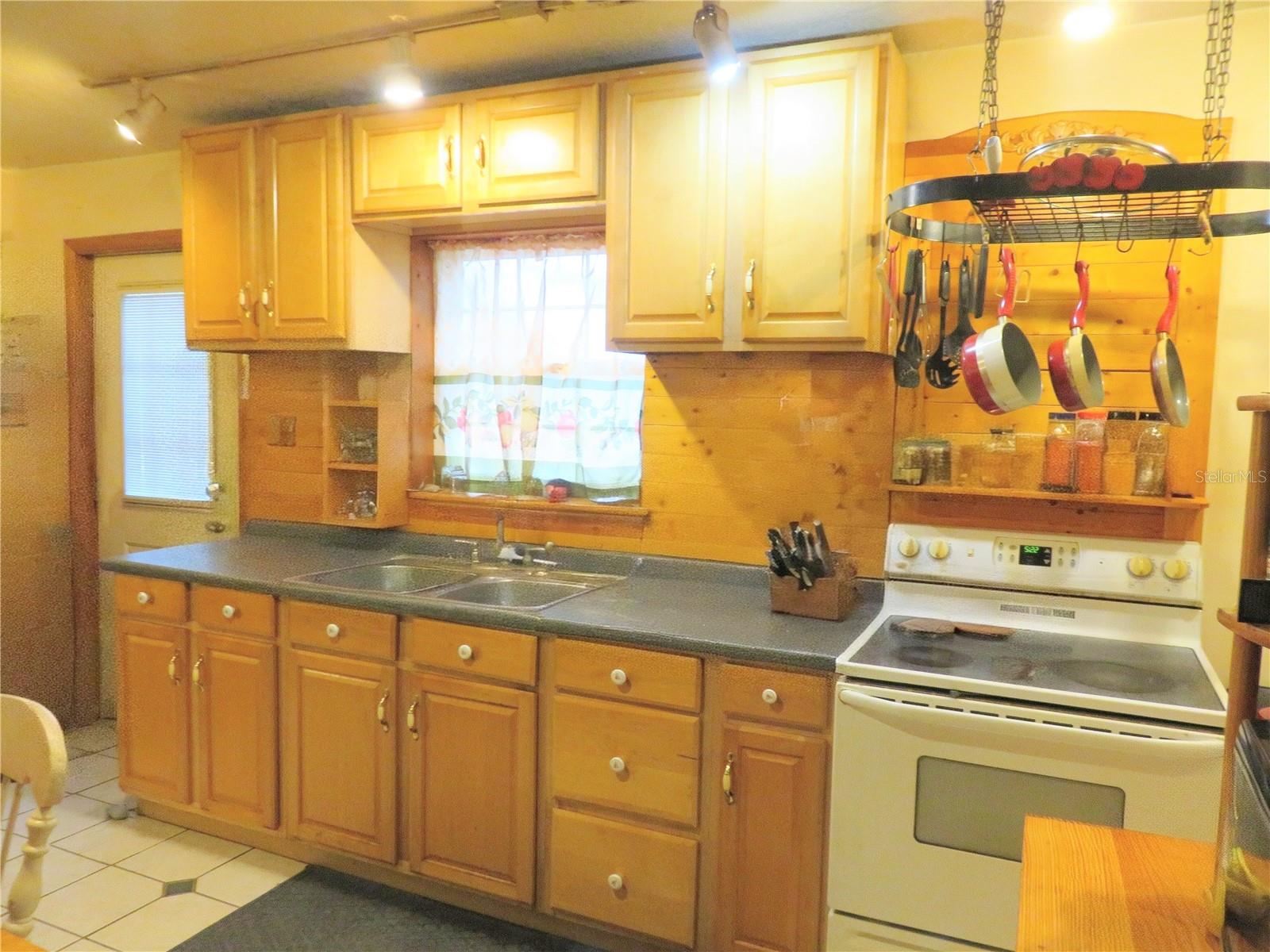 Image 16 of 54 For 240 165th Court Road