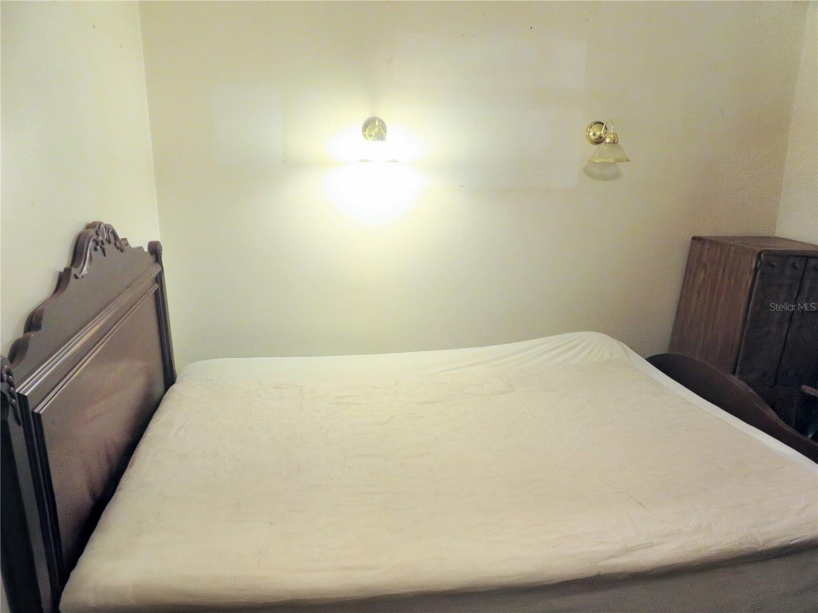 Image 27 of 54 For 240 165th Court Road