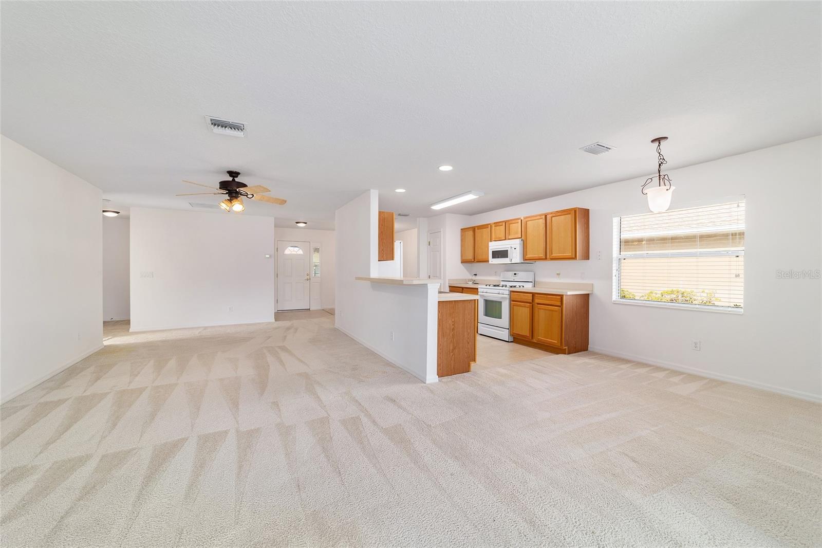 Image 20 of 55 For 9150 102nd Circle