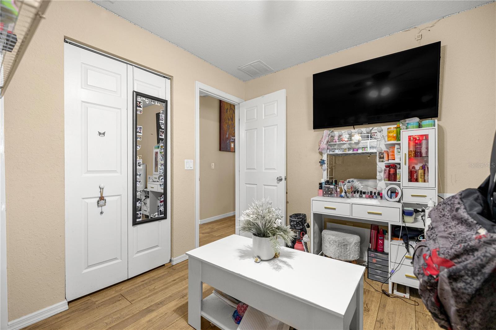 Image 23 of 38 For 36 Walnut Course