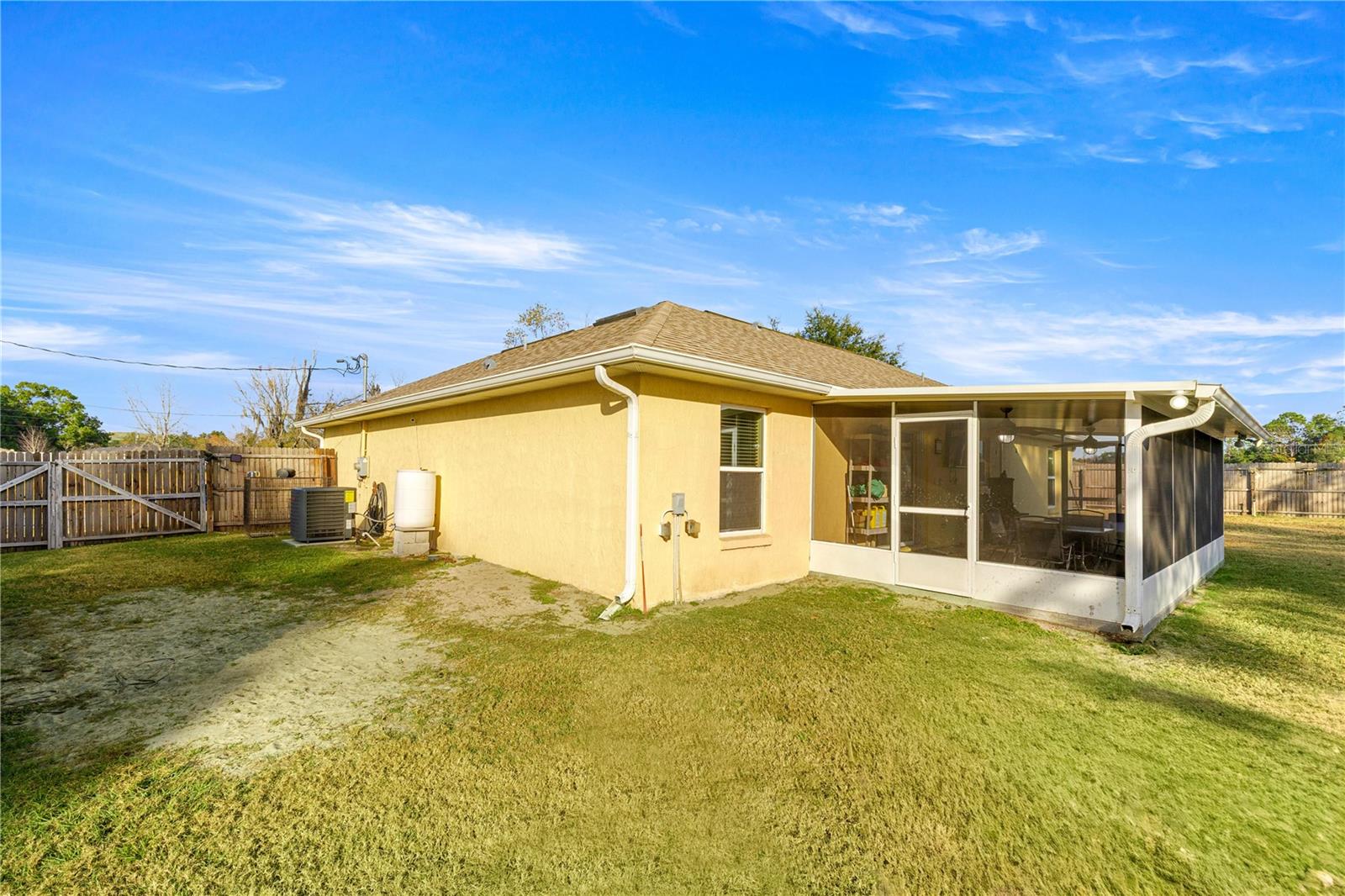 Image 25 of 38 For 36 Walnut Course