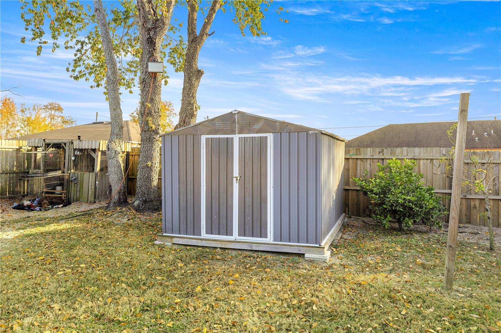 Image 31 of 38 For 36 Walnut Course