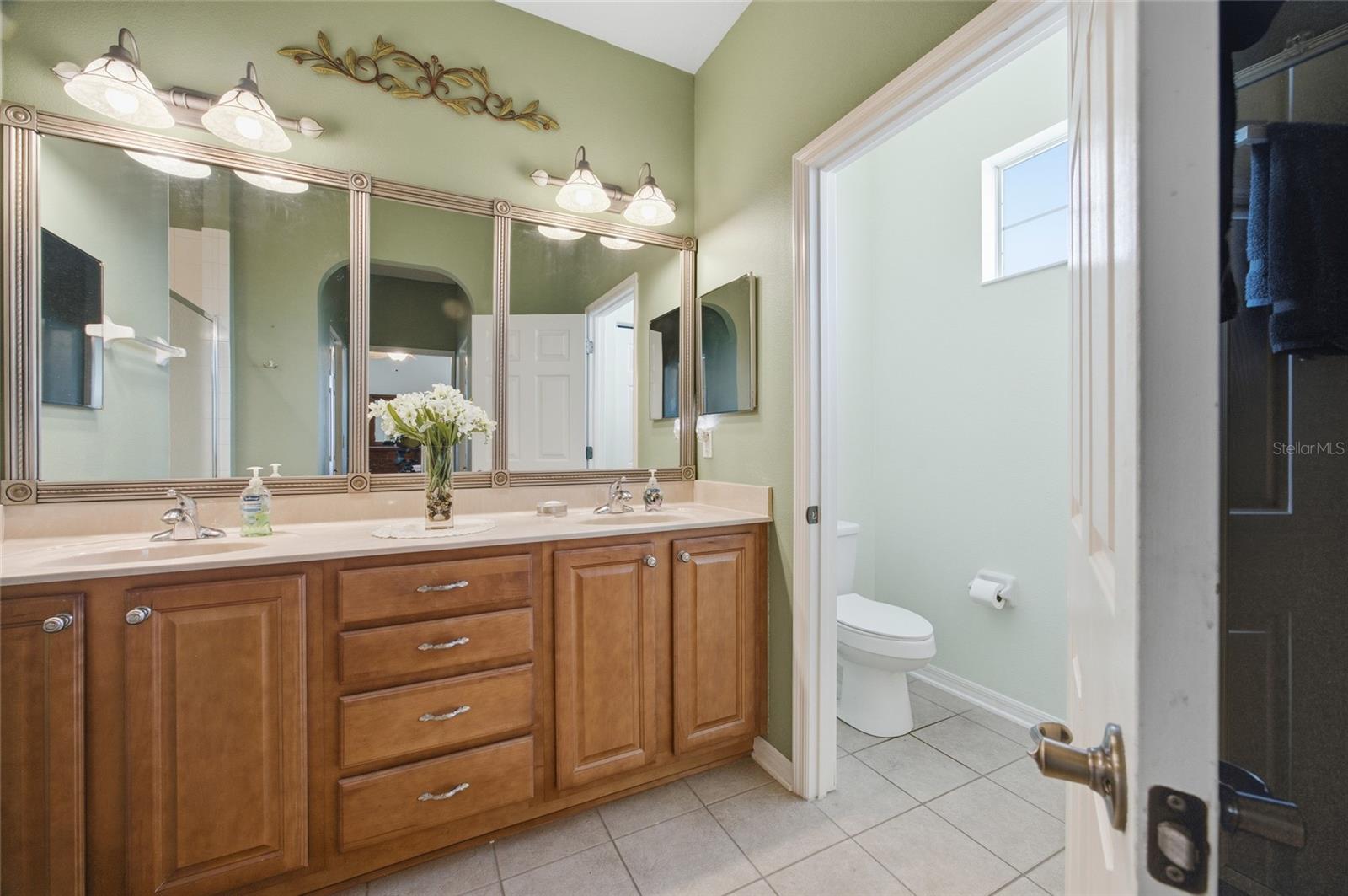 Image 21 of 35 For 8643 86th Circle