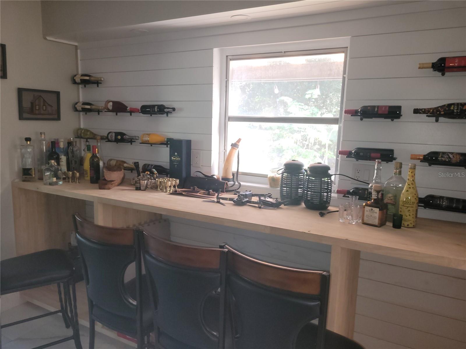 Image 17 of 39 For 821 Honey Way