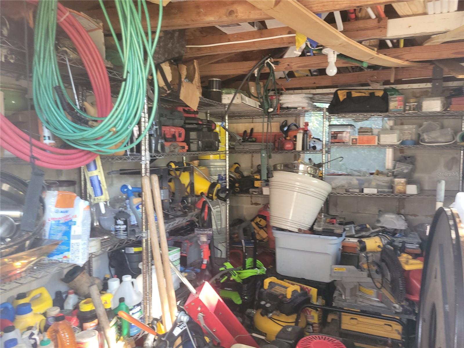 Image 37 of 39 For 821 Honey Way