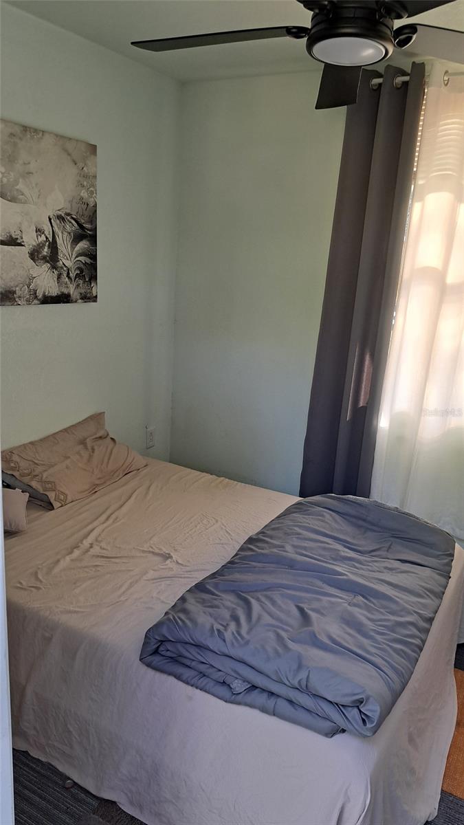 Image 38 of 39 For 821 Honey Way