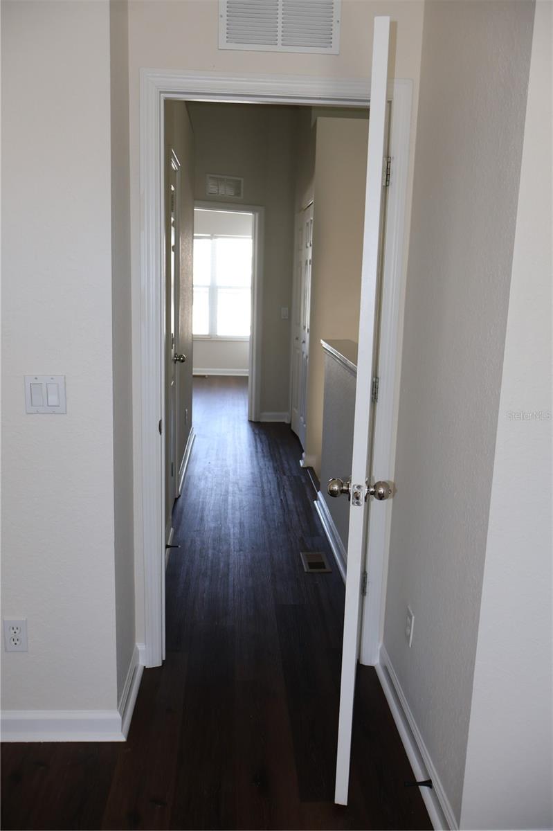 Image 18 of 29 For 4476 49th Avenue