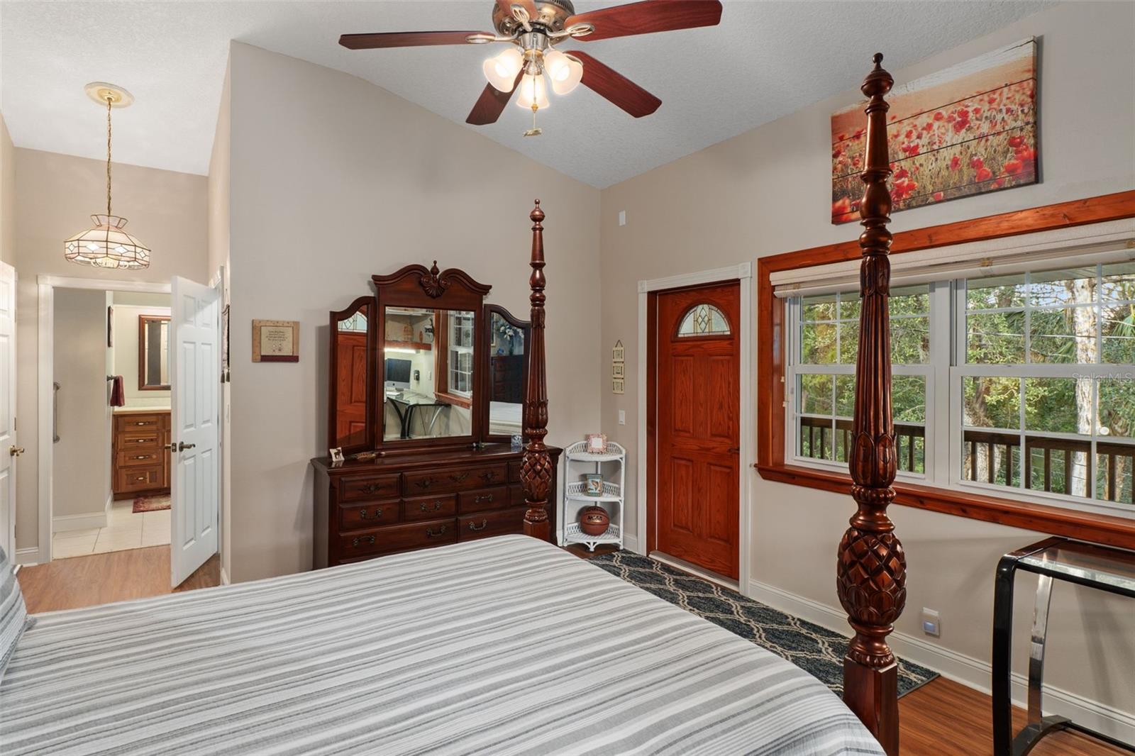 Listing photo id 24 for 11571 Clayton Drive