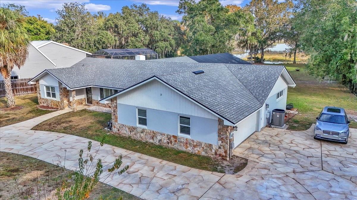 Image 5 of 84 For 223 Nesbitt Terrace