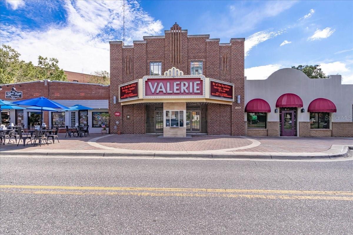 Image 62 of 84 For 223 Nesbitt Terrace