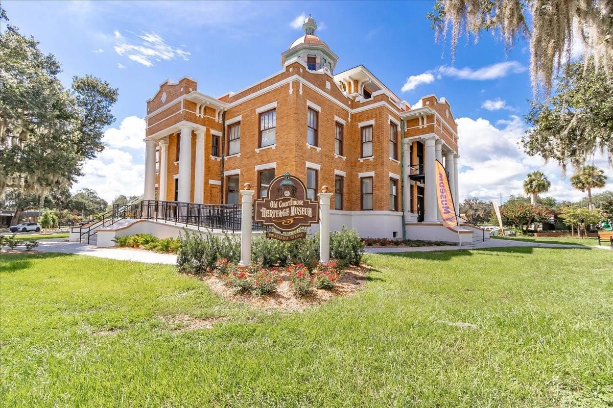 Image 66 of 84 For 223 Nesbitt Terrace