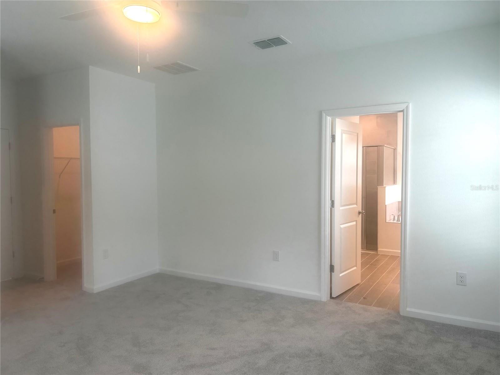 Image 11 of 30 For 4523 14th Loop