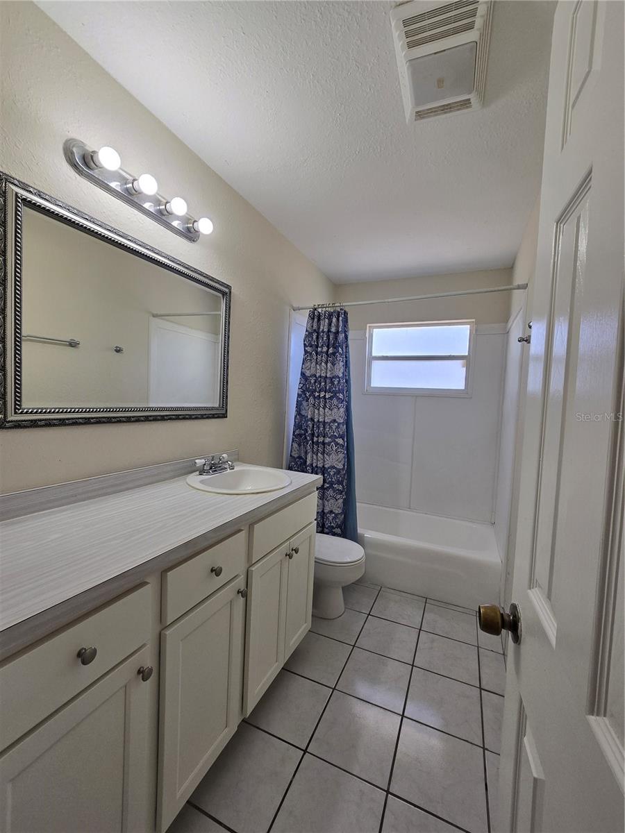 Image 13 of 23 For 8 Bahia Place Loop