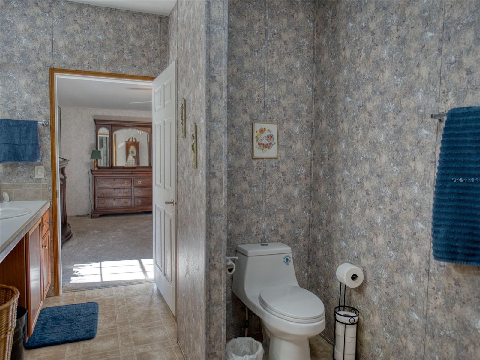 Image 18 of 49 For 9973 Scepter Avenue