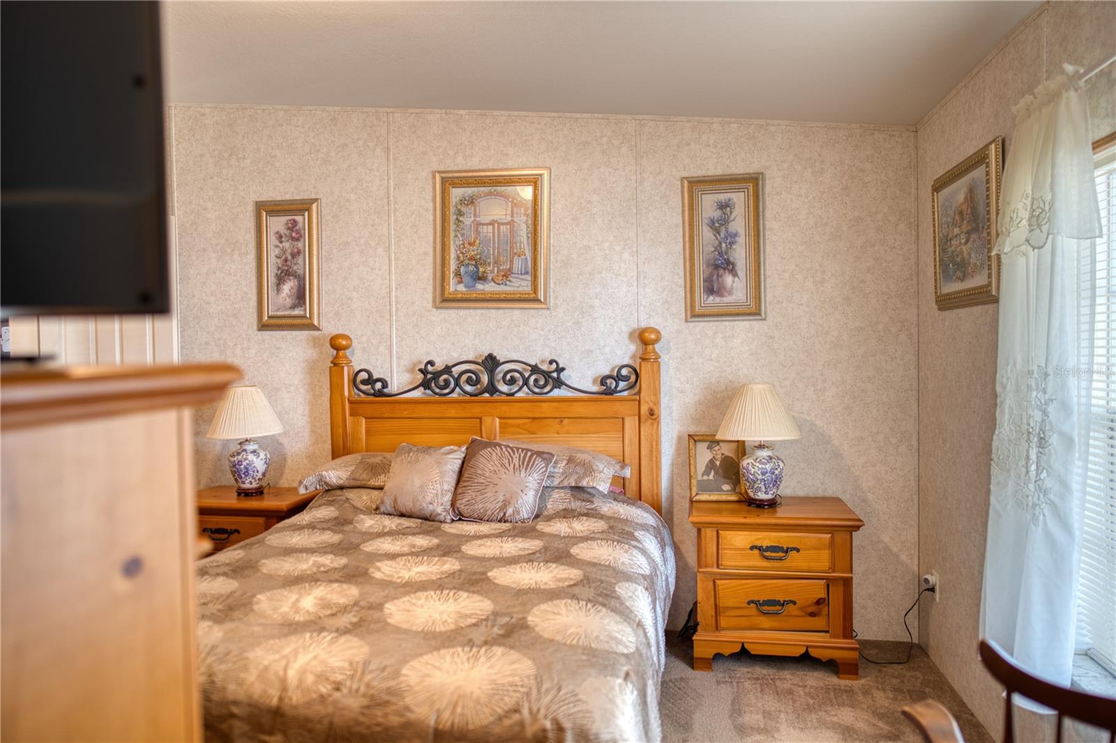 Image 27 of 49 For 9973 Scepter Avenue