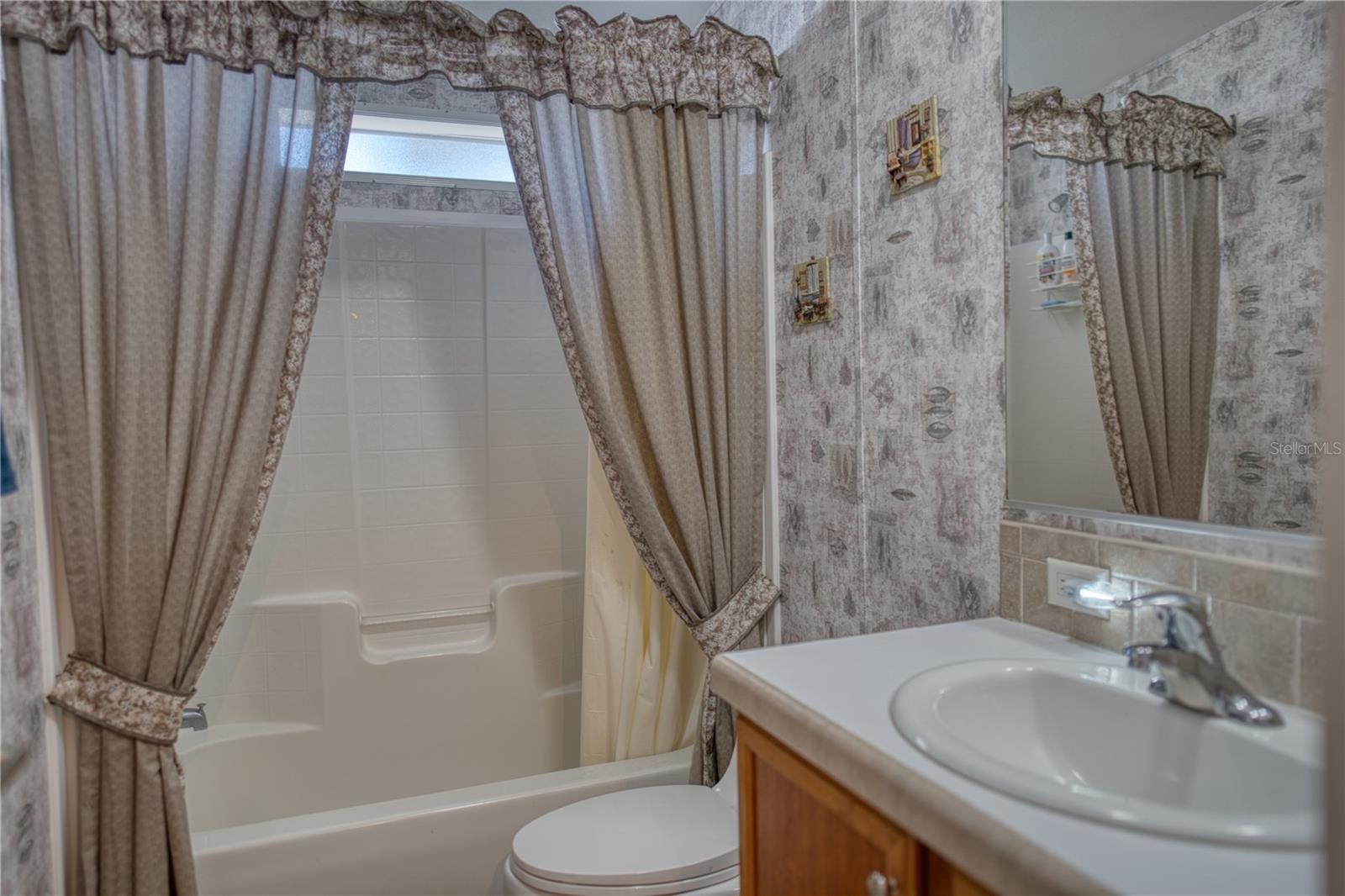 Image 28 of 49 For 9973 Scepter Avenue