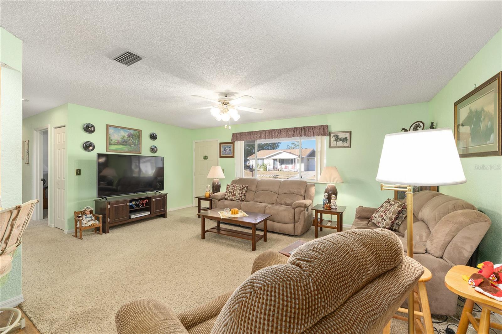 Image 11 of 52 For 10913 Sw 83rd Ave