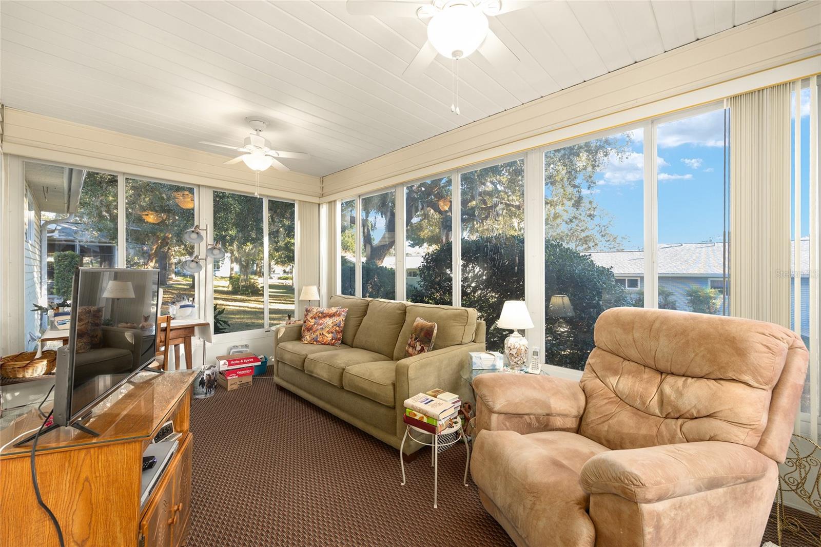 Image 41 of 52 For 10913 Sw 83rd Ave