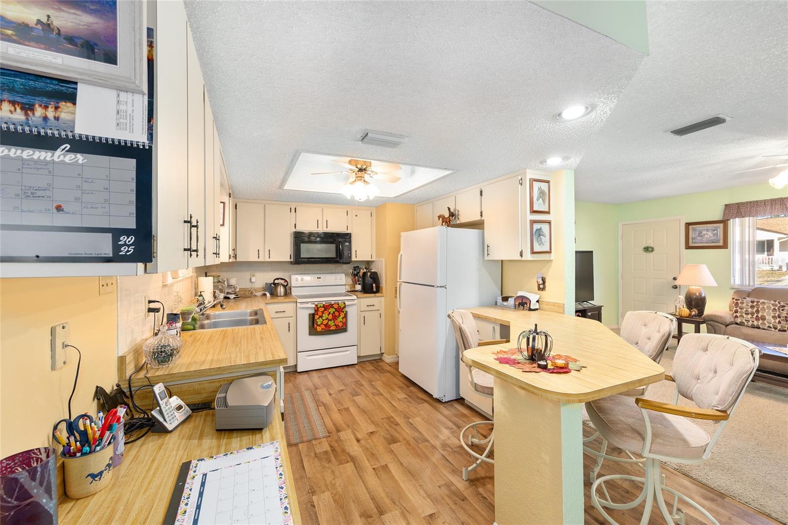 Image 7 of 52 For 10913 Sw 83rd Ave