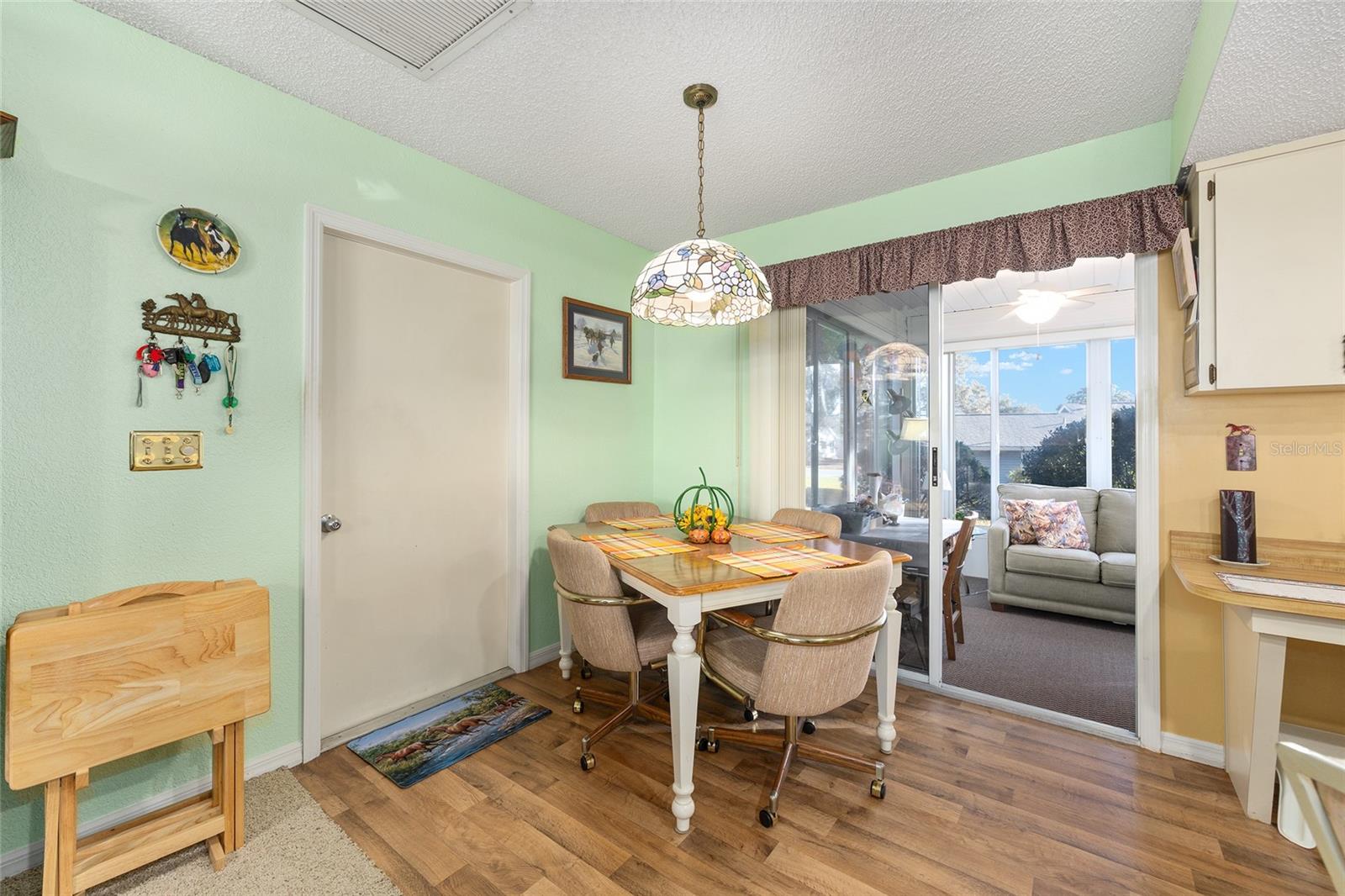 Image 9 of 52 For 10913 Sw 83rd Ave