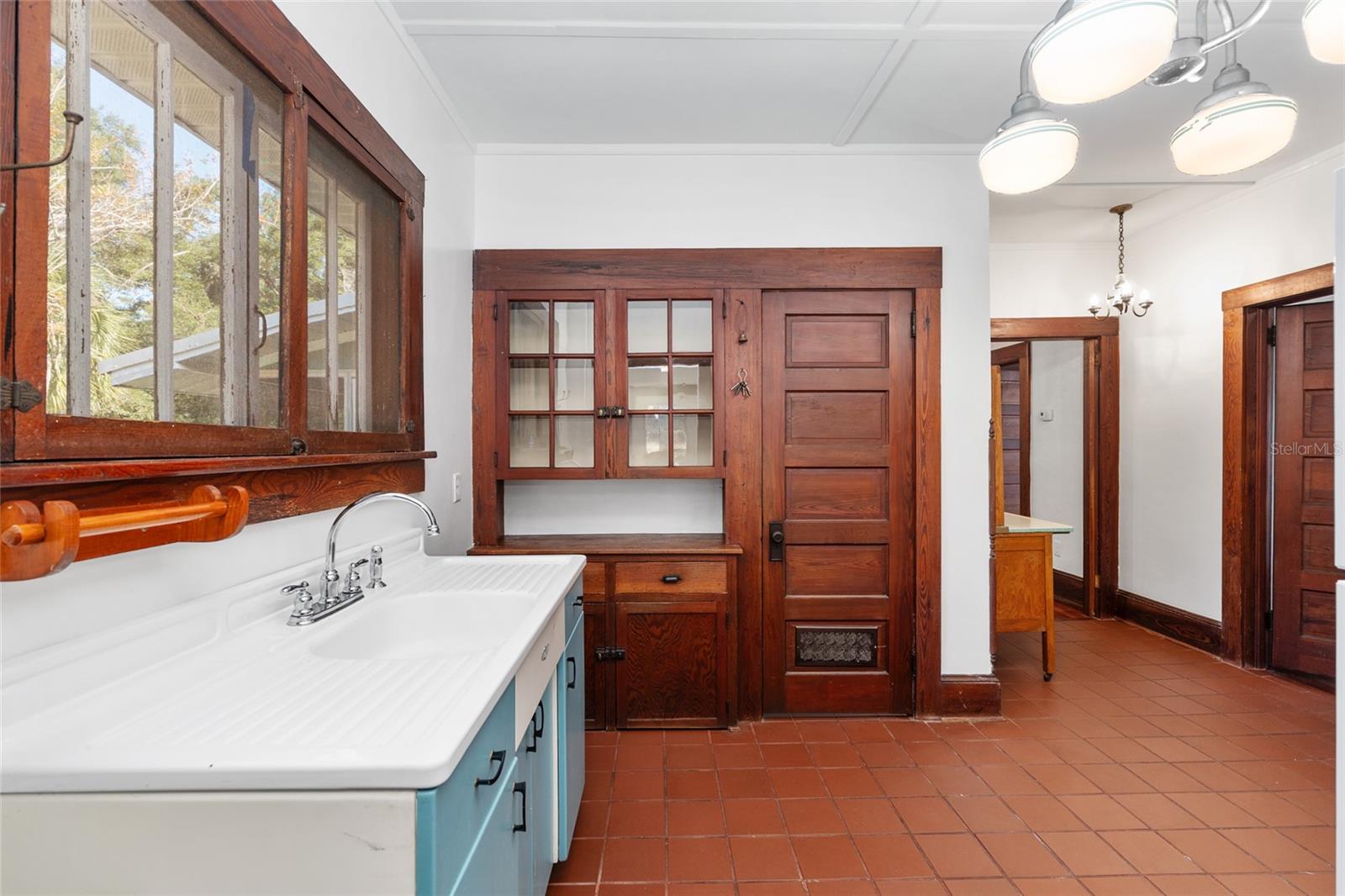 Image 22 of 100 For 15670 Highway 25