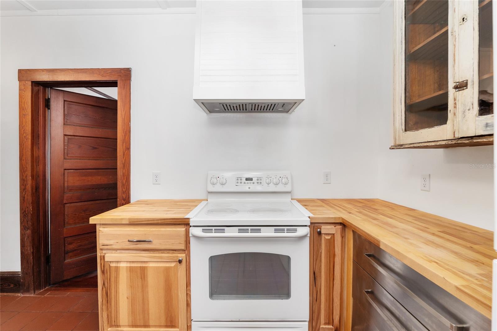 Image 26 of 100 For 15670 Highway 25