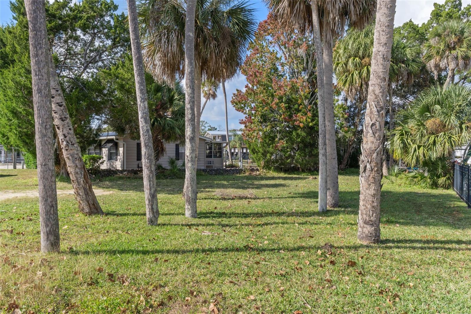 Image 8 of 20 For 10199 Blue Springs Court