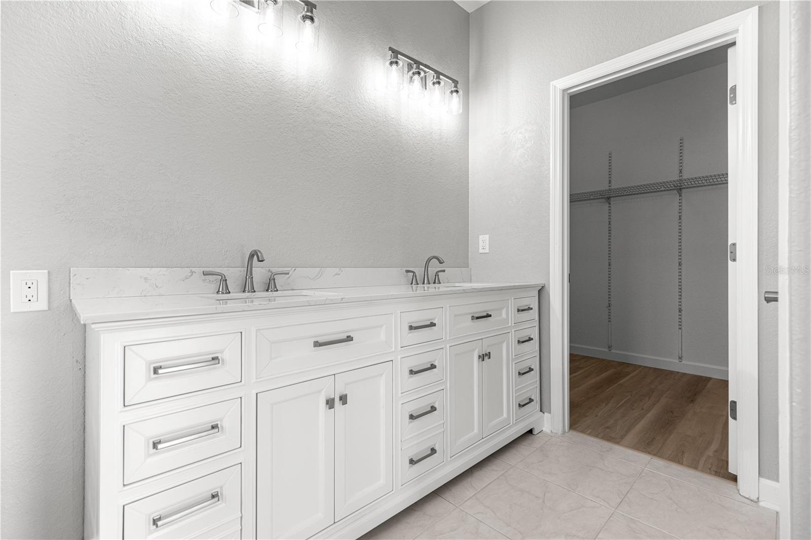 Image 24 of 64 For 9105 125th Loop