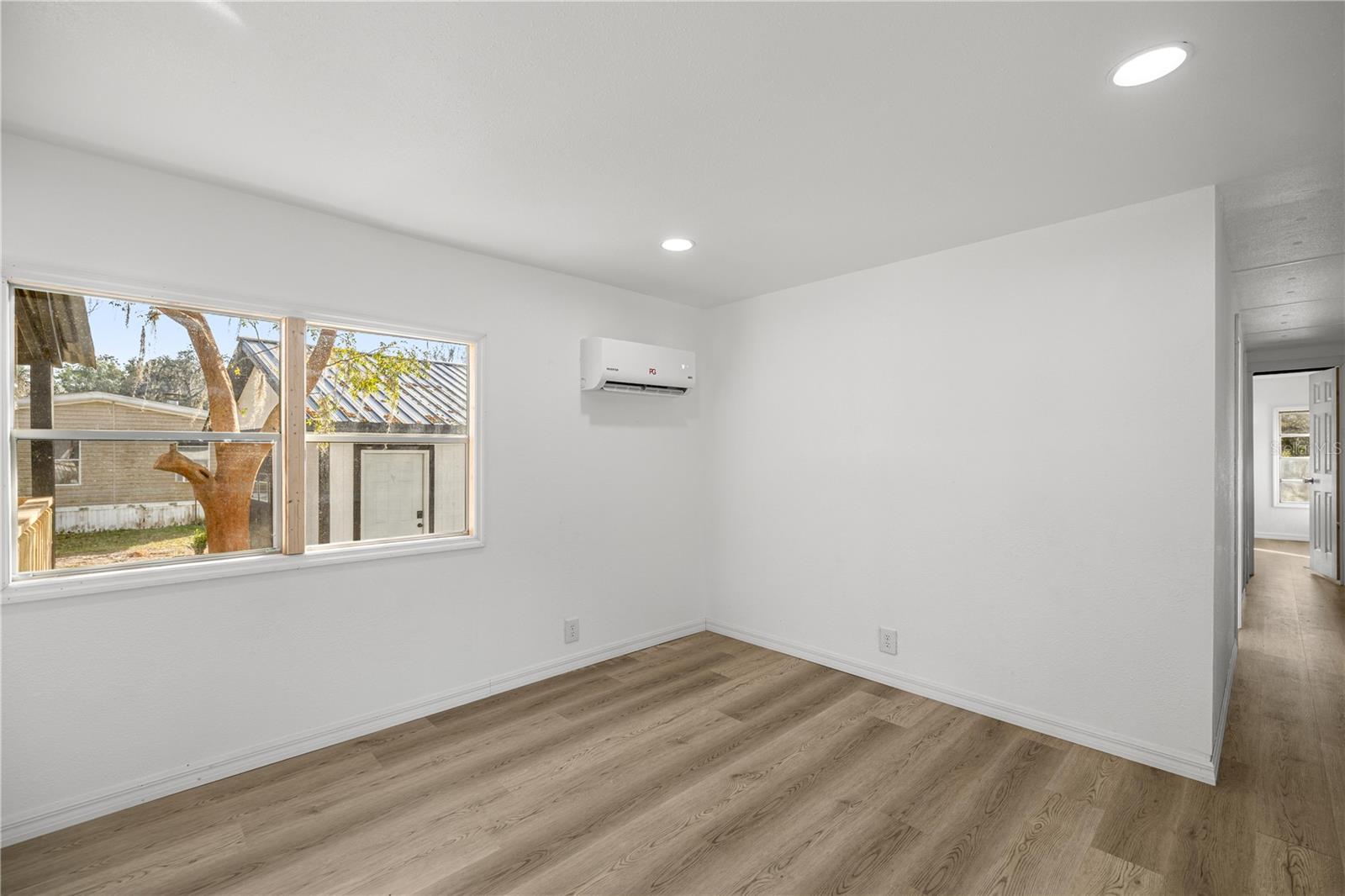 Image 14 of 31 For 3830 59th Terrace