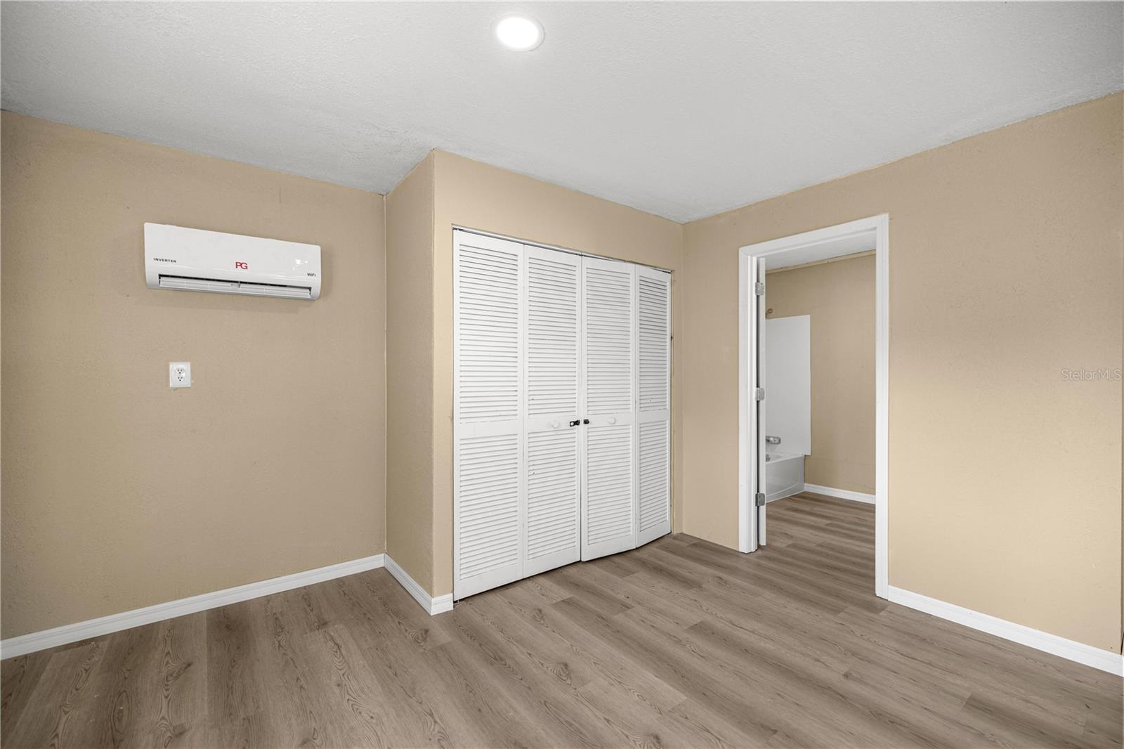 Image 25 of 31 For 3830 59th Terrace