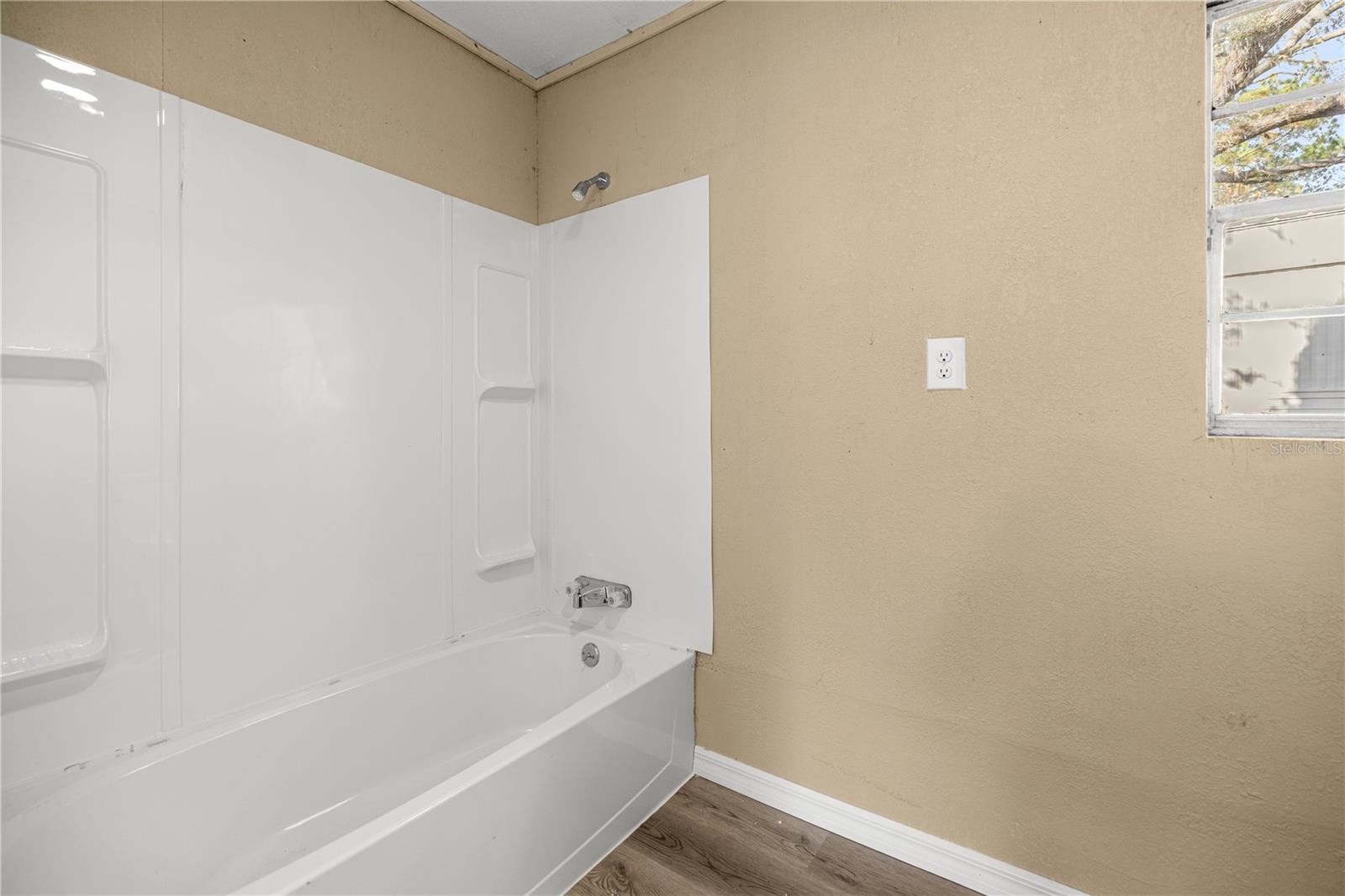 Image 26 of 31 For 3830 59th Terrace