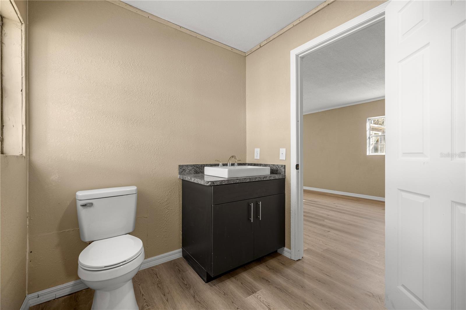 Image 27 of 31 For 3830 59th Terrace