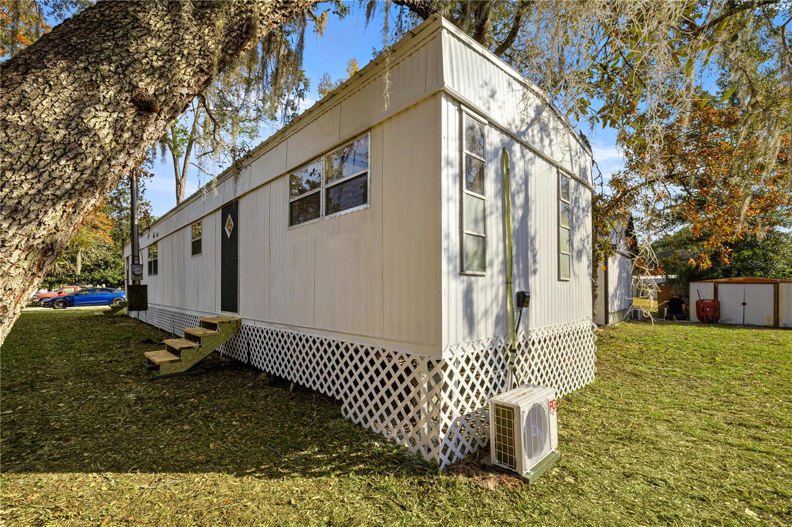 Image 6 of 31 For 3830 59th Terrace