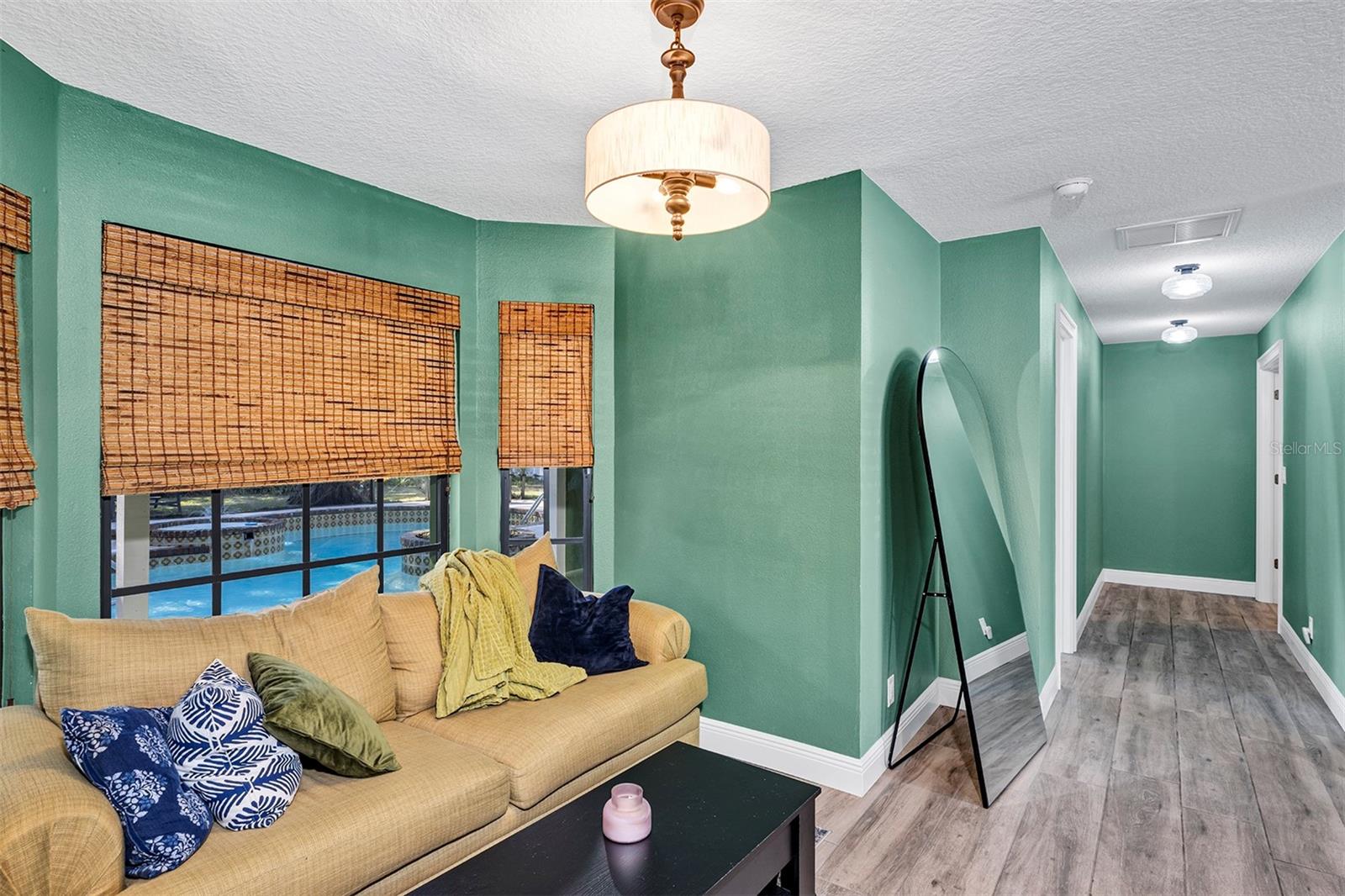 Image 14 of 77 For 5520 2nd Lane