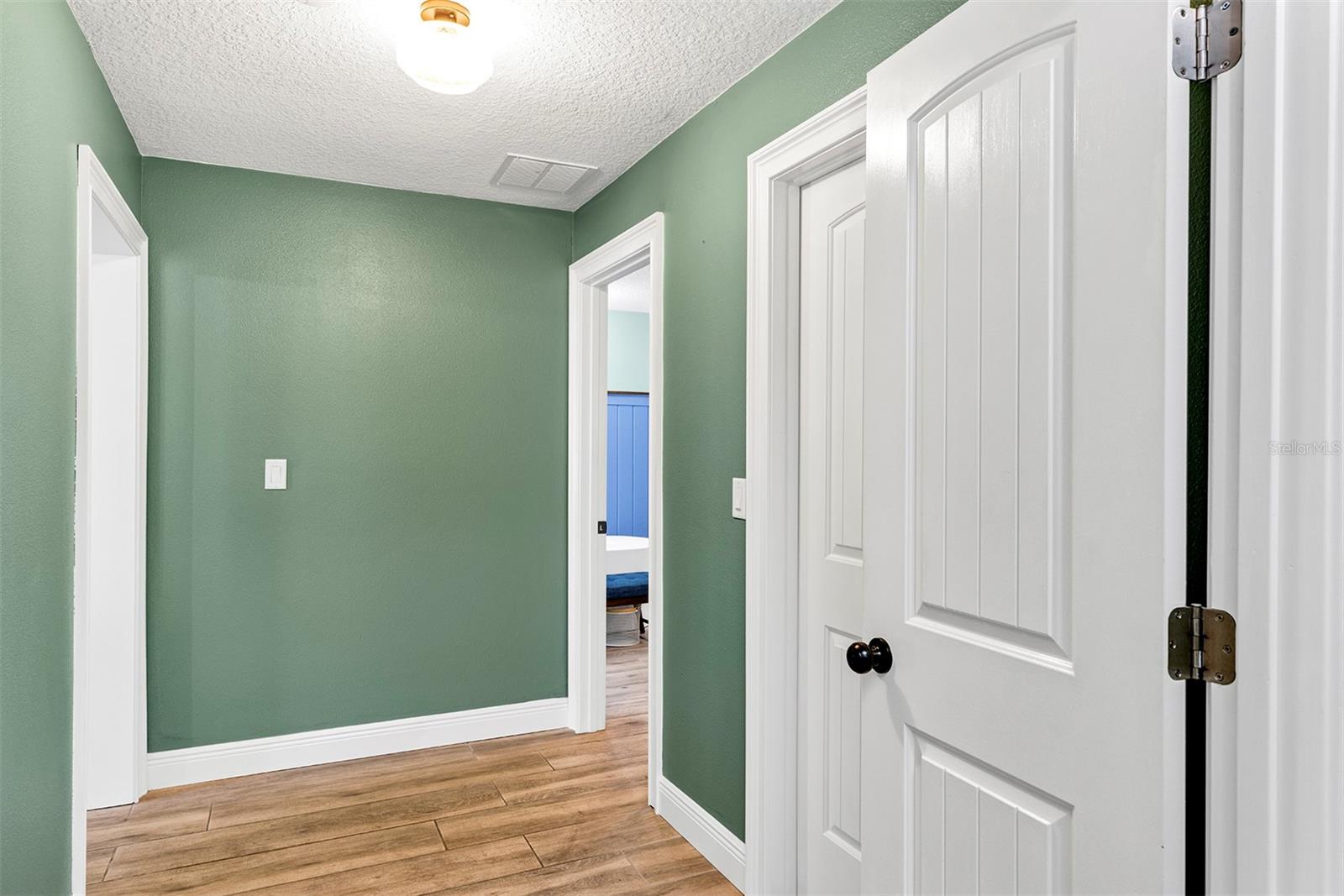 Image 28 of 77 For 5520 2nd Lane