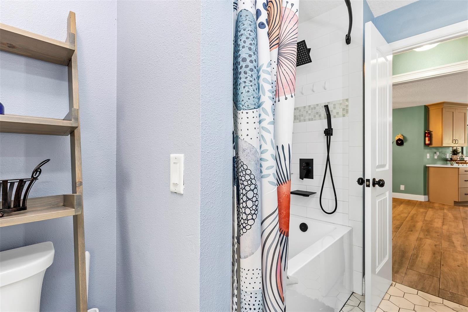 Image 34 of 77 For 5520 2nd Lane