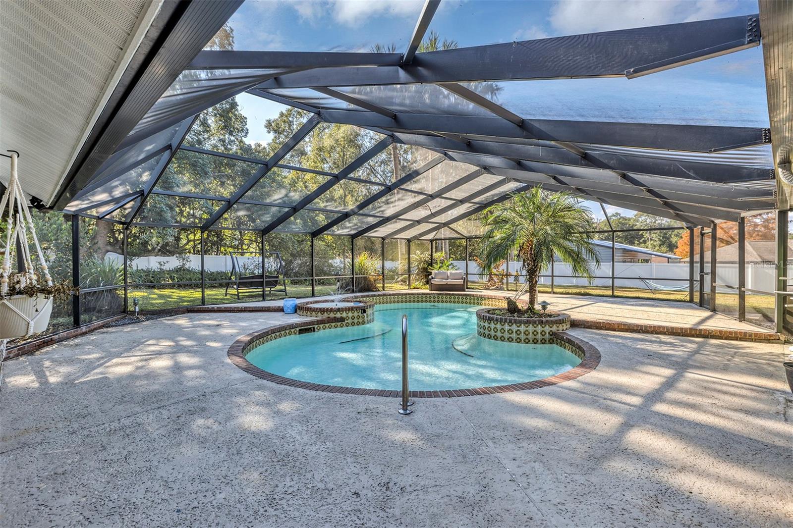 Image 43 of 77 For 5520 2nd Lane