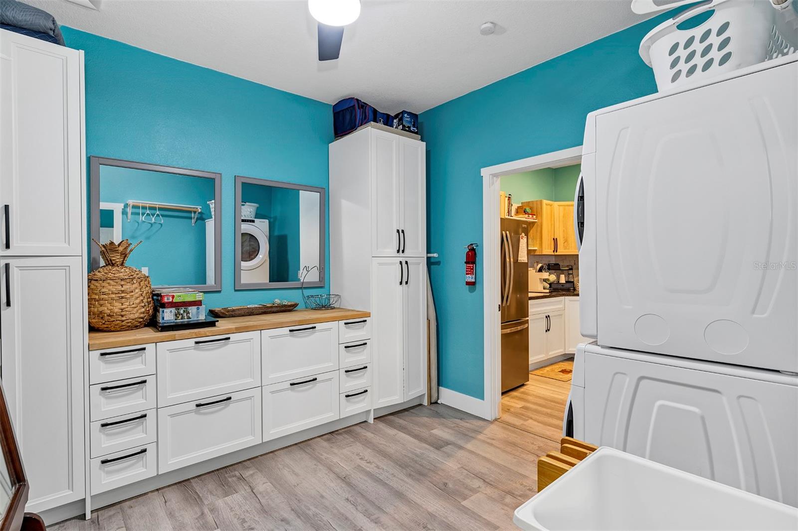 Image 58 of 77 For 5520 2nd Lane