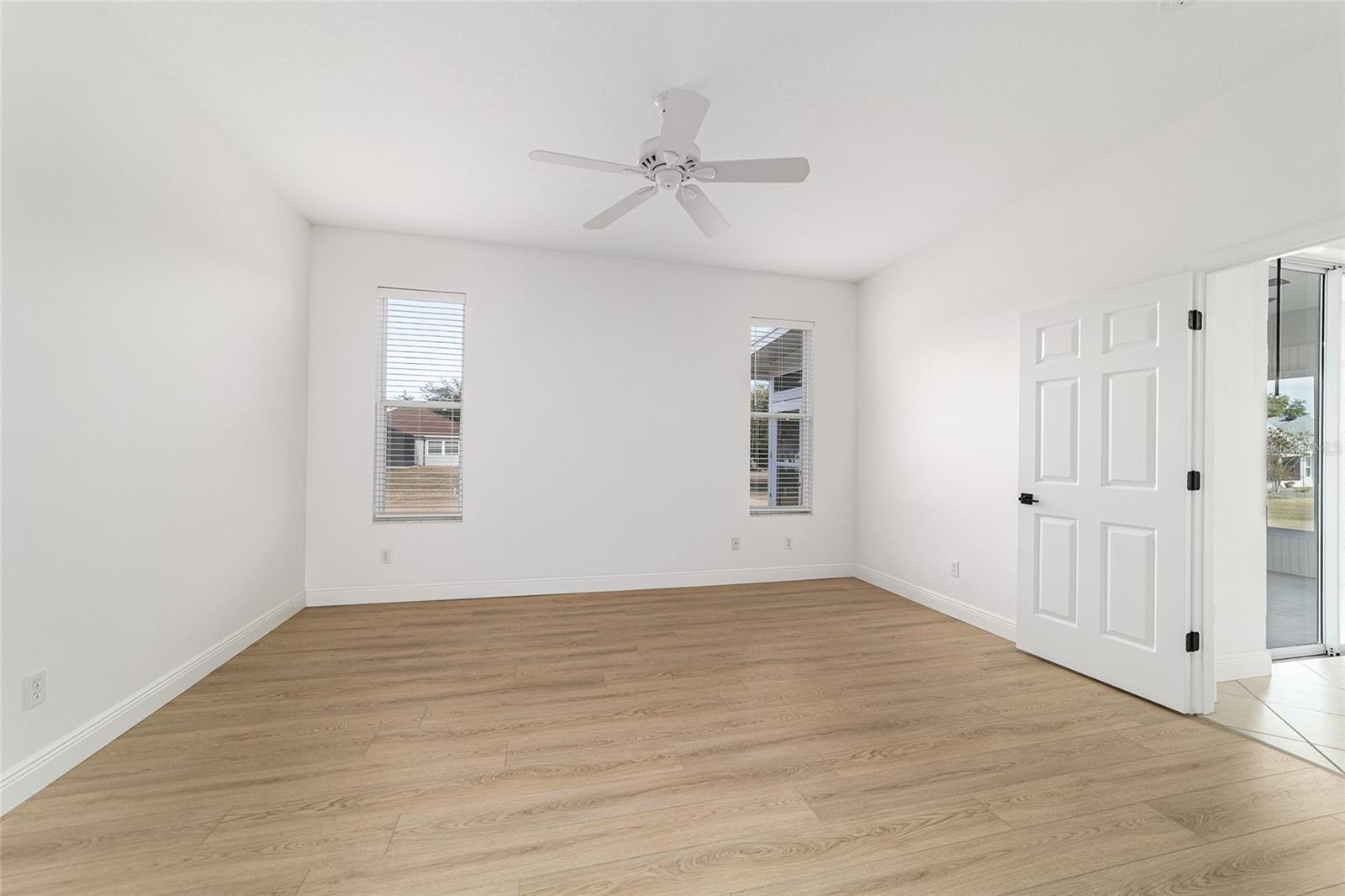 Image 20 of 39 For 9265 93rd Circle