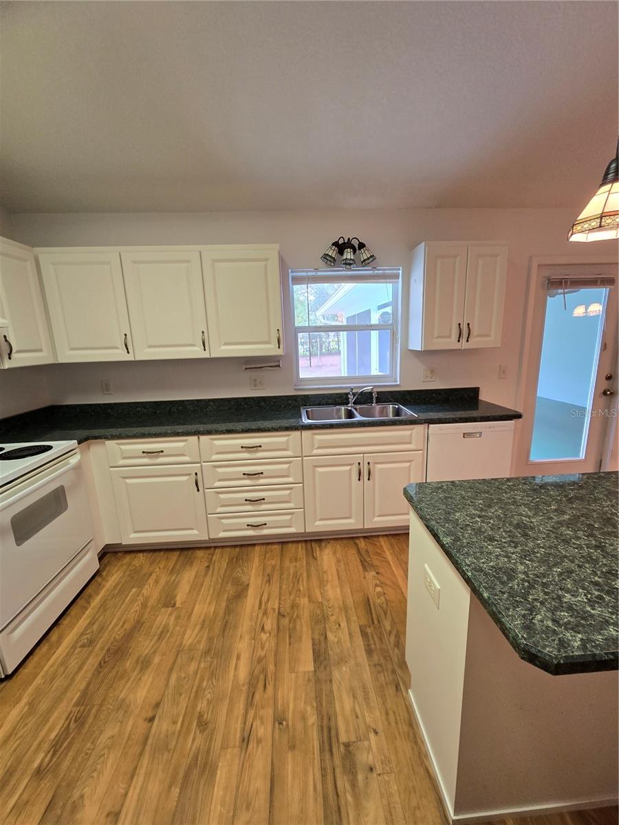 Image 5 of 15 For 3930 8th Street