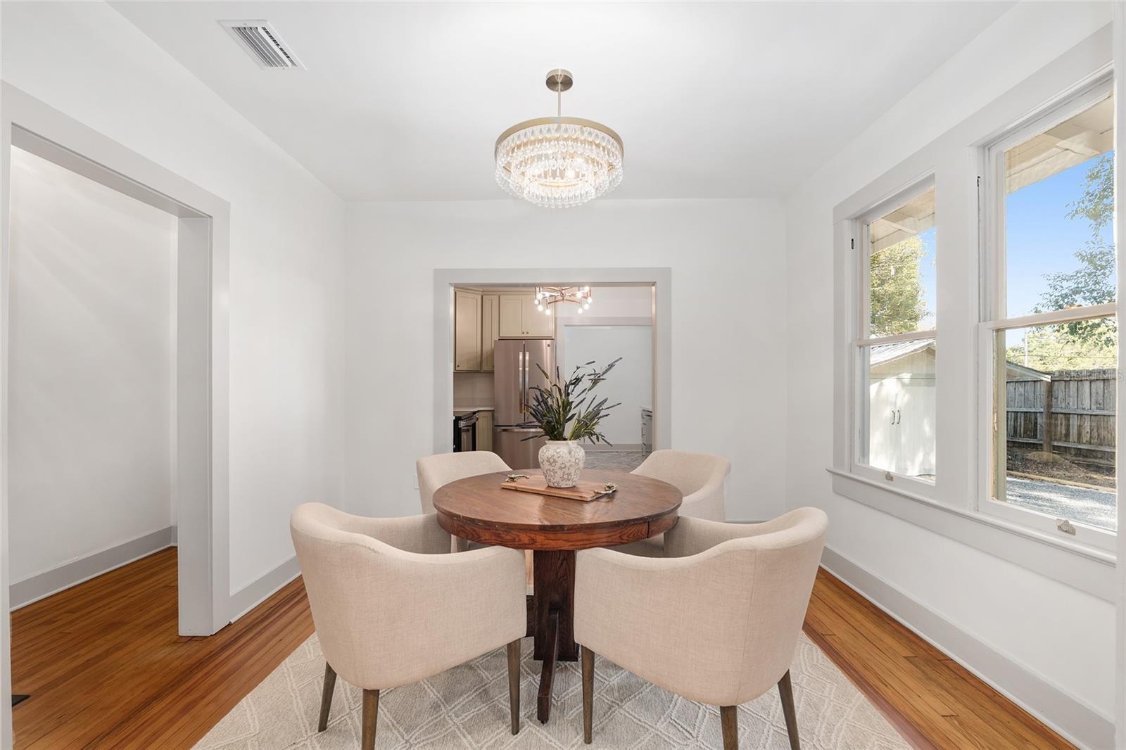 Image 15 of 64 For 613 10th Street