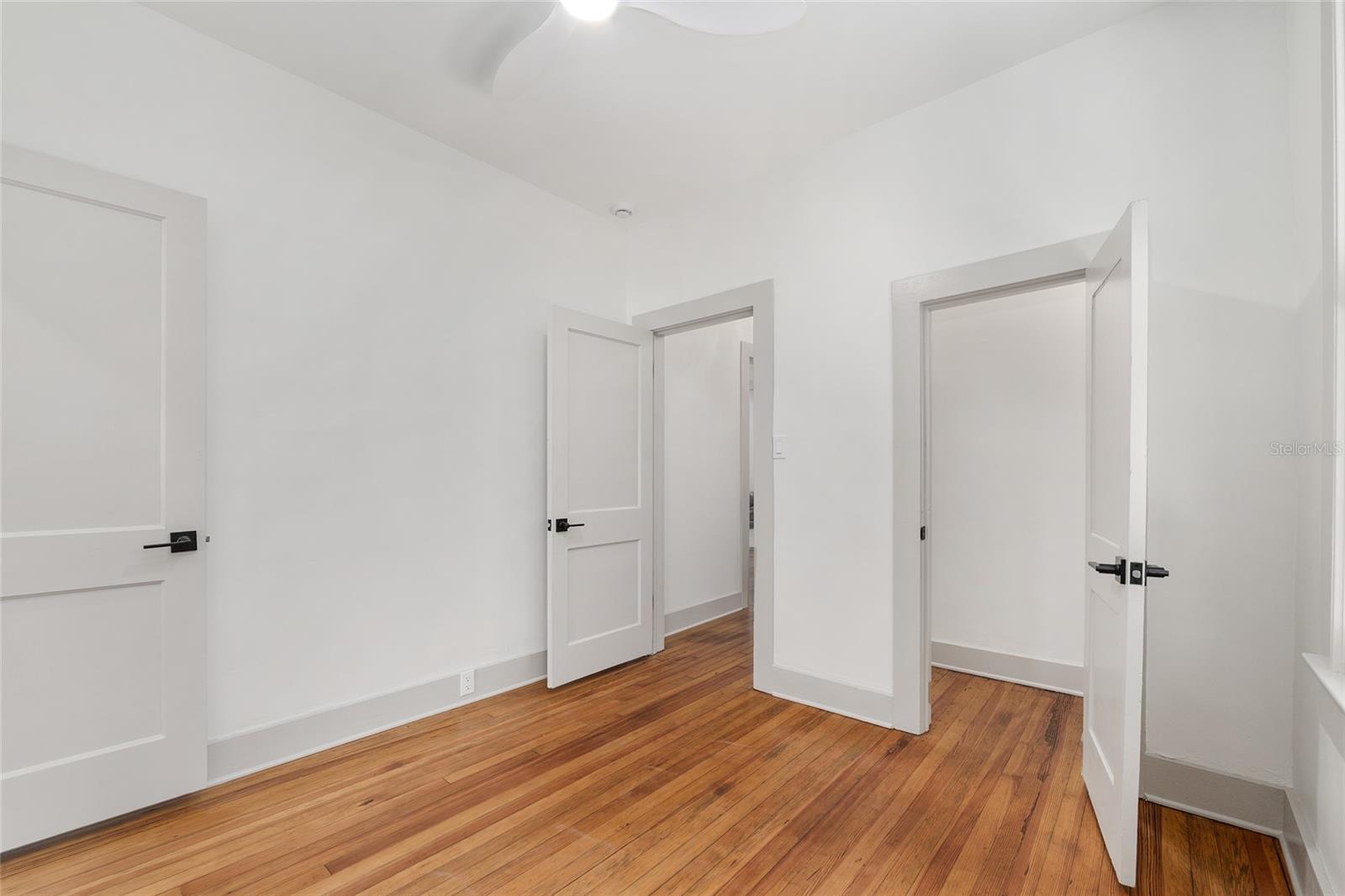 Image 36 of 64 For 613 10th Street