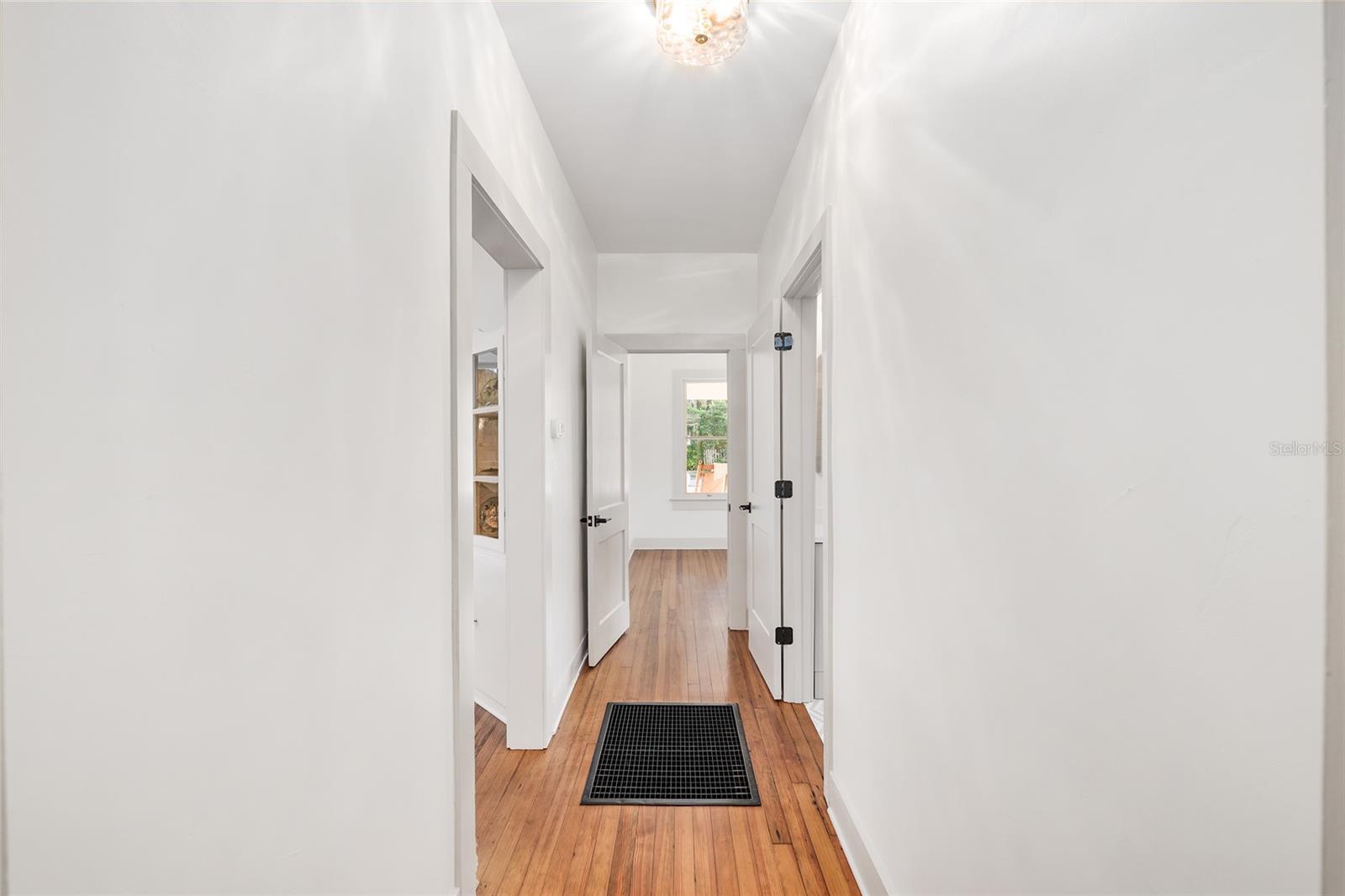 Image 37 of 64 For 613 10th Street