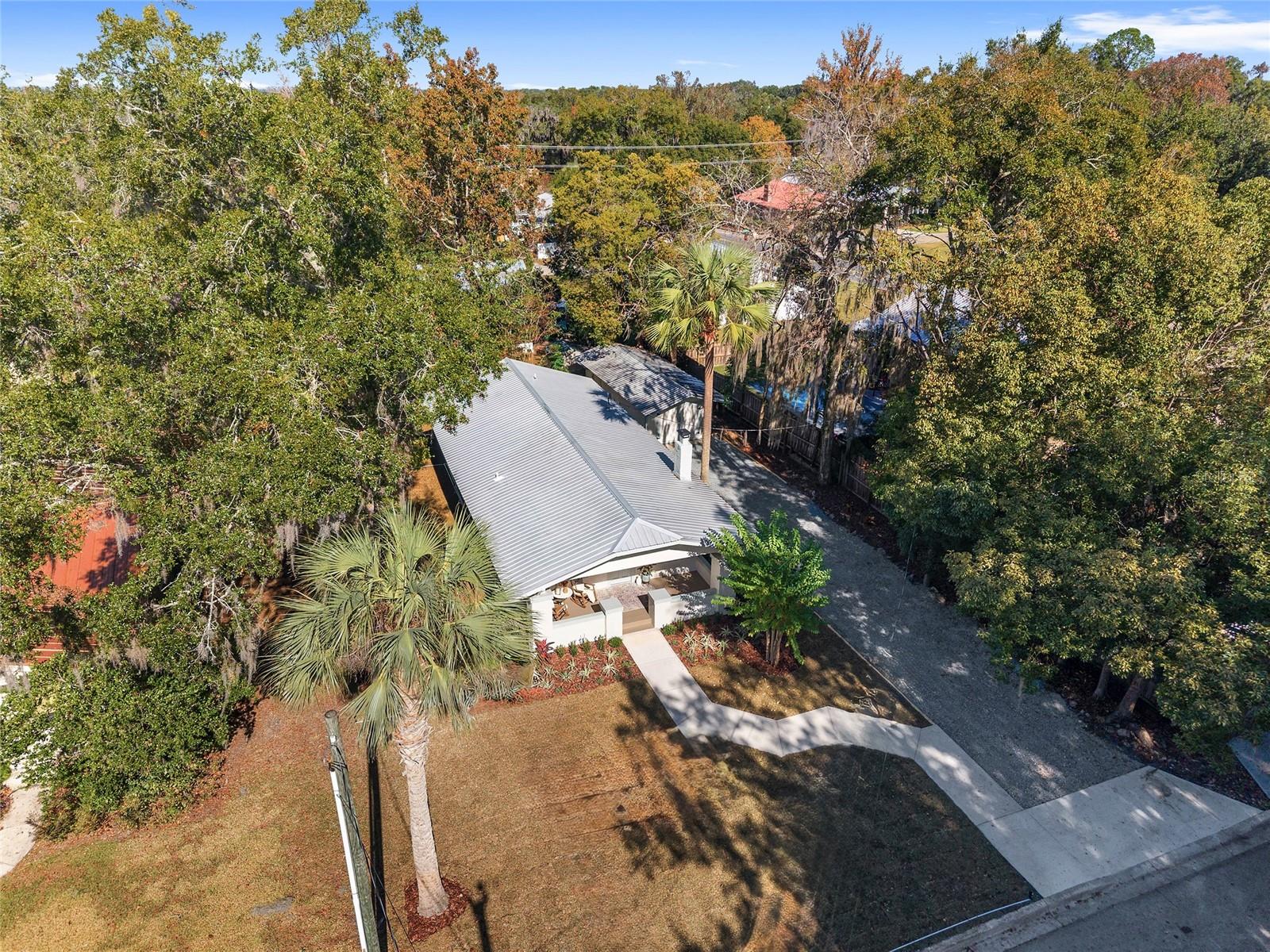 Image 49 of 64 For 613 10th Street