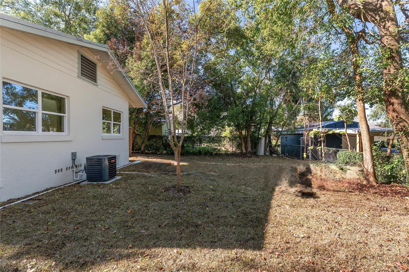 Image 53 of 64 For 613 10th Street