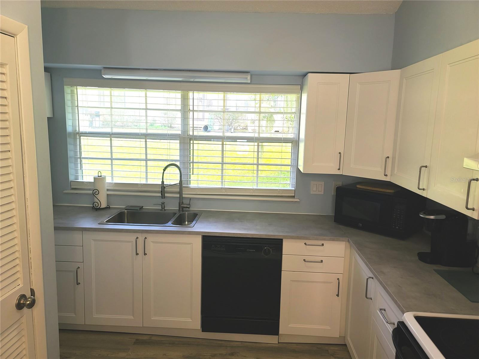 Image 15 of 53 For 11001 Sunset Harbor Rd  C27