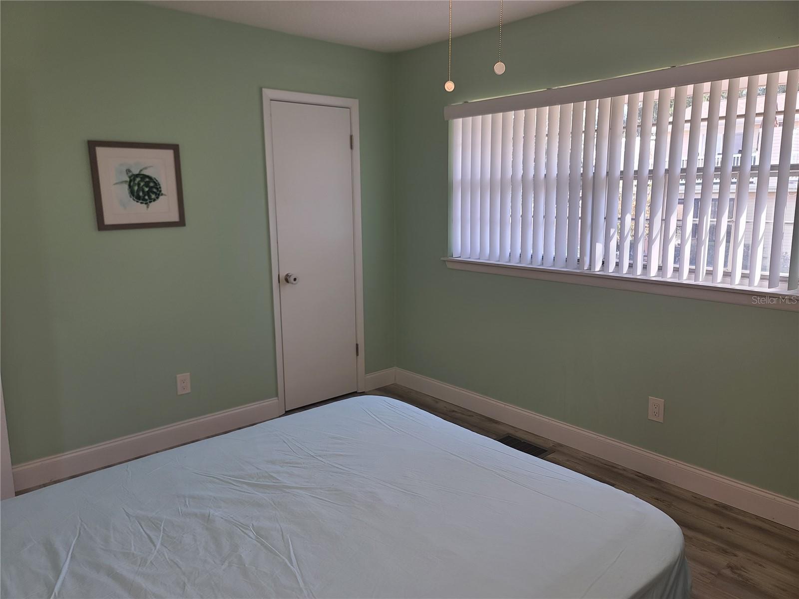 Image 36 of 53 For 11001 Sunset Harbor Rd  C27