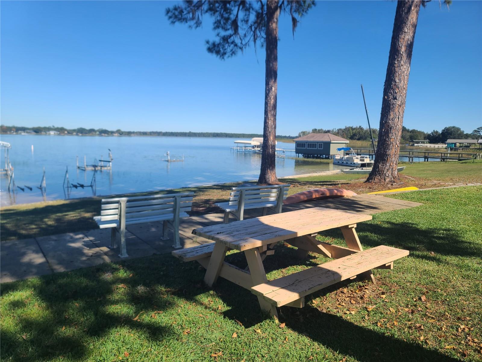 Image 40 of 53 For 11001 Sunset Harbor Rd  C27