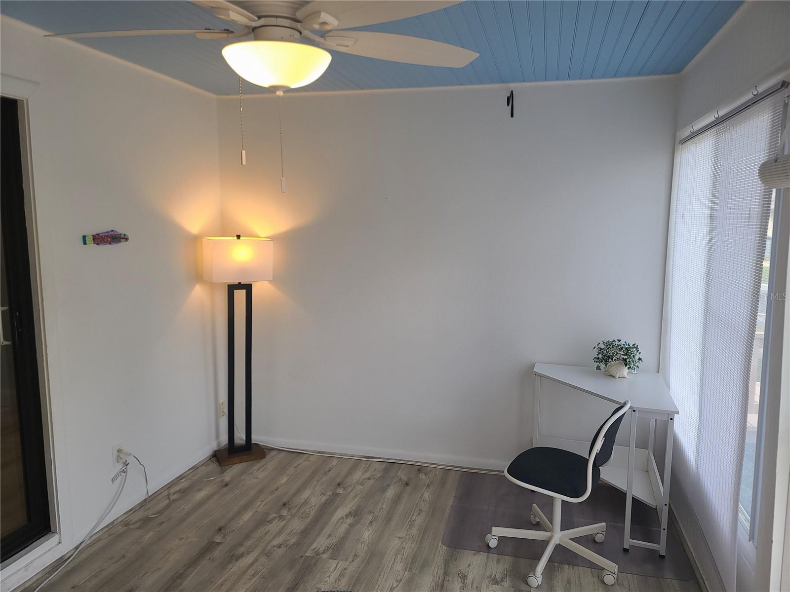 Image 5 of 53 For 11001 Sunset Harbor Rd  C27